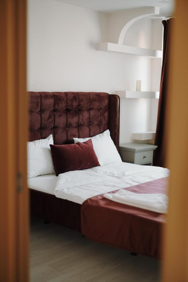 Bear'S Apartment Alba Iulia Buitenkant foto